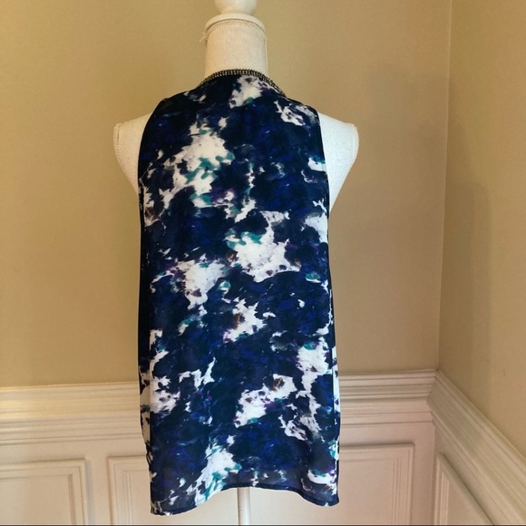 🎉LAST CHANCE🎉 MOSSIMO Blue Abstract Watercolor Silky Embellished Tank Blouse - Picture 5 of 10
